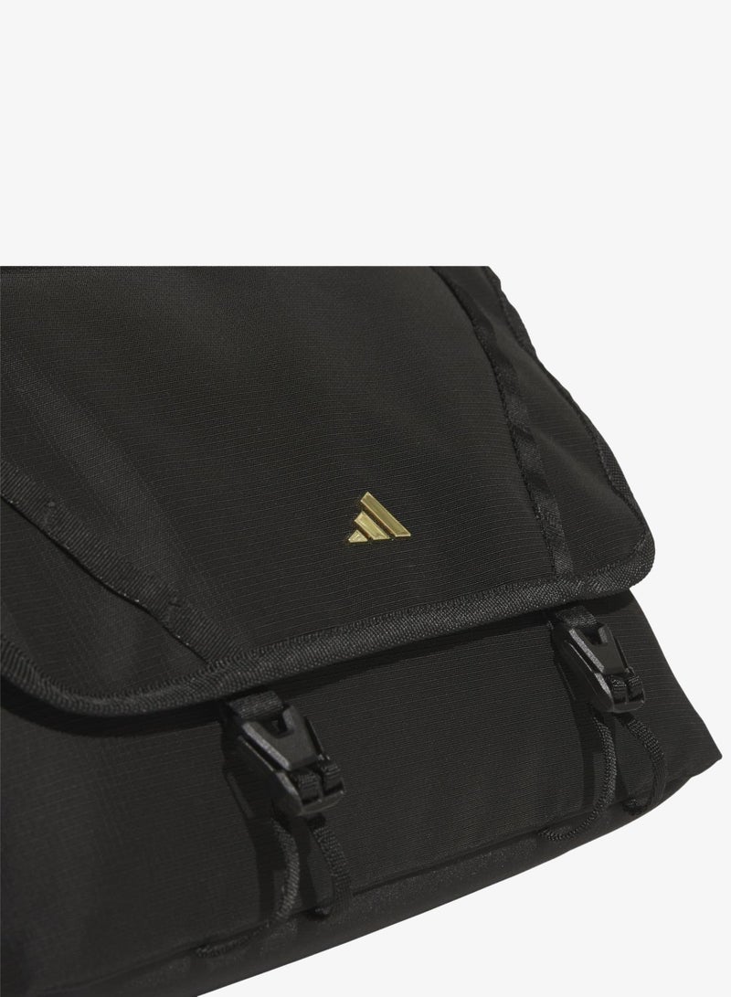 Adidas SPORTSWEAR NEW YEAR MESSENGER BAG - Image 4