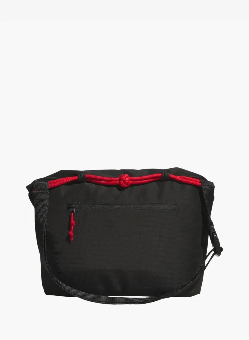 اديداس حقيبة SPORTSWEAR NEW YEAR MESSENGER