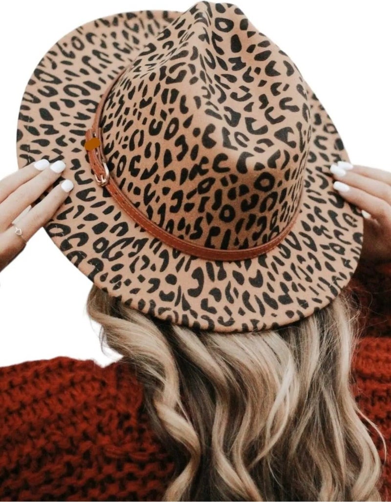 Mood Agenda Women's Leopard Patterned Panama Fedora Hat  - Image 4