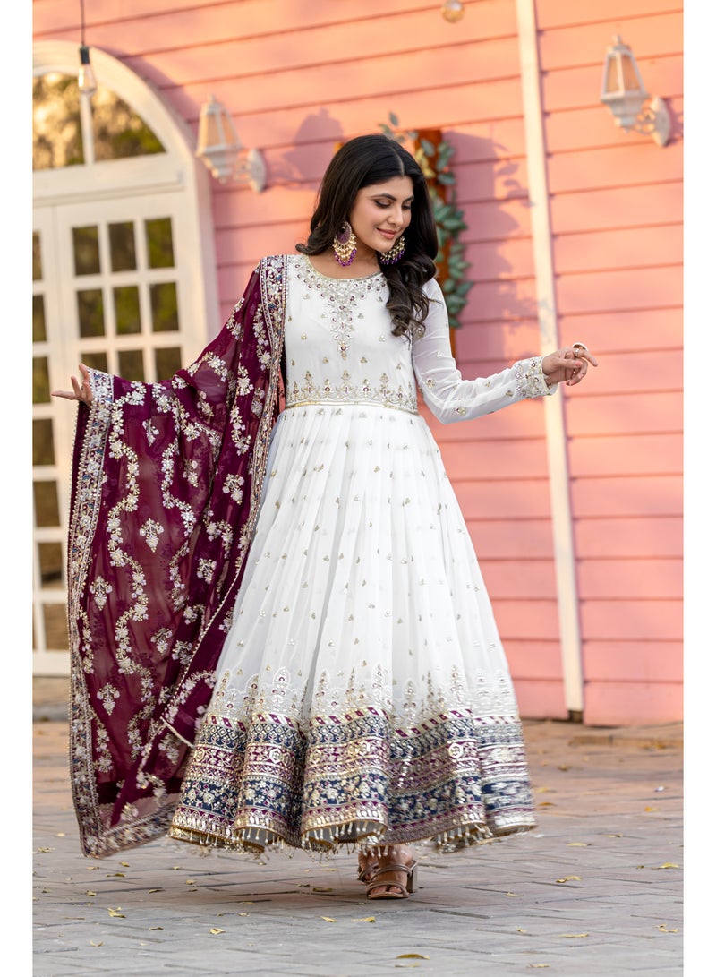 ورلدوين طقم فستان جورجيت صناعي مصمم بتطريز ترتر وتفاصيل شرابة ووشاح - طقم حفلات مطرز - Image 1