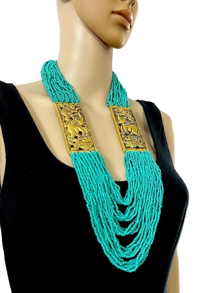 عقد هندي هاند ميد من الخرز الطبيعي – | مطعّم بـ 2 دلاية من العظم الطبيعي محفور يدويًا | طول 50 سم مع قفل نحاسي - Image 1