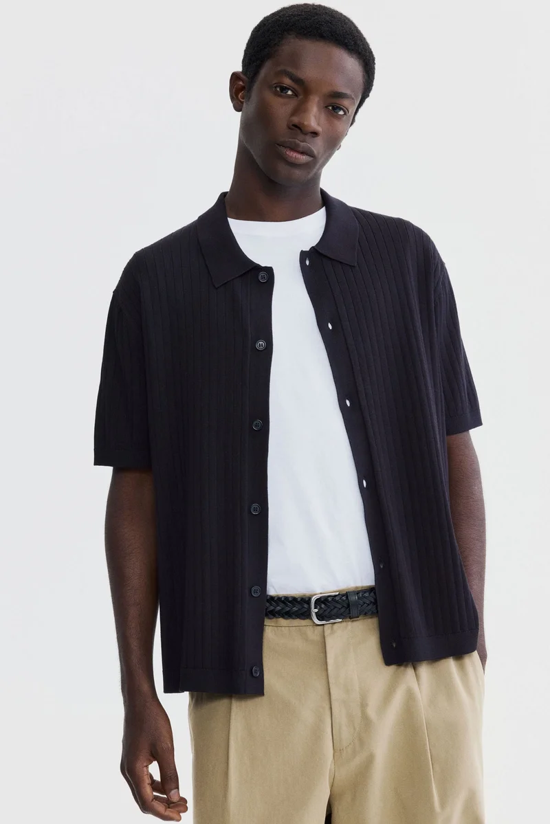 اتش اند ام تي-شيرت بولو بقصة عادية