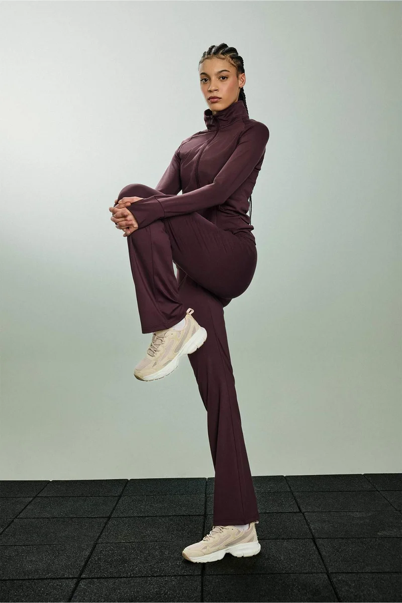 ديفاكتو Flare Fit Shaping Soft Touch Sweatpants