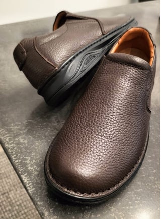 Hand Made shoes with comfort rubber sole and Medical Brush - pzsku/Z9CBFEF69CDBDD8DE8FA2Z/45/_/1711247943/44c82c2b-22d6-40c1-a27f-3386feea0181