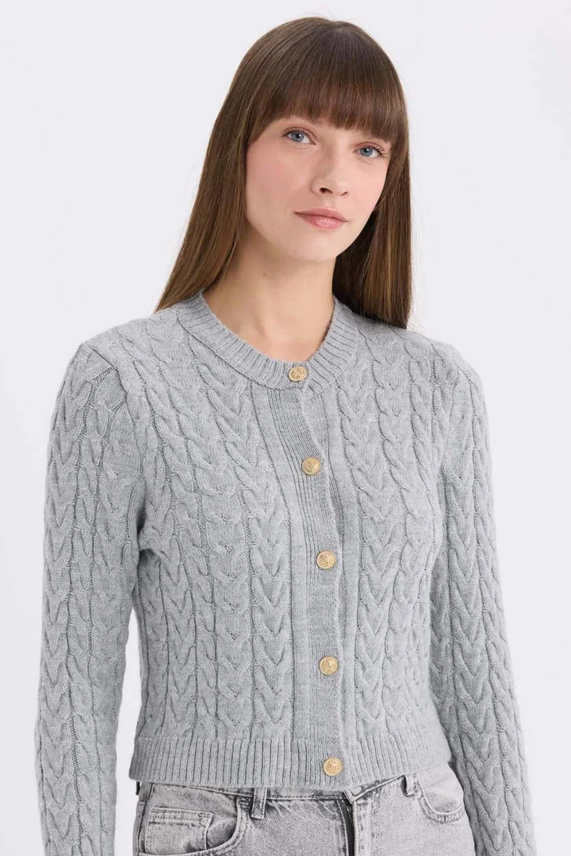 ديفاكتو Regular Fit Crew Neck Cardigan