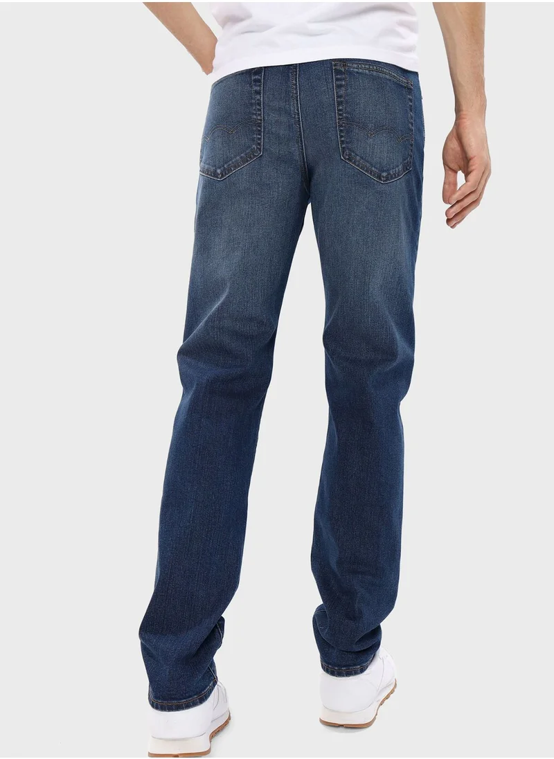 American Eagle Slim Fit Rinse Wash Jeans