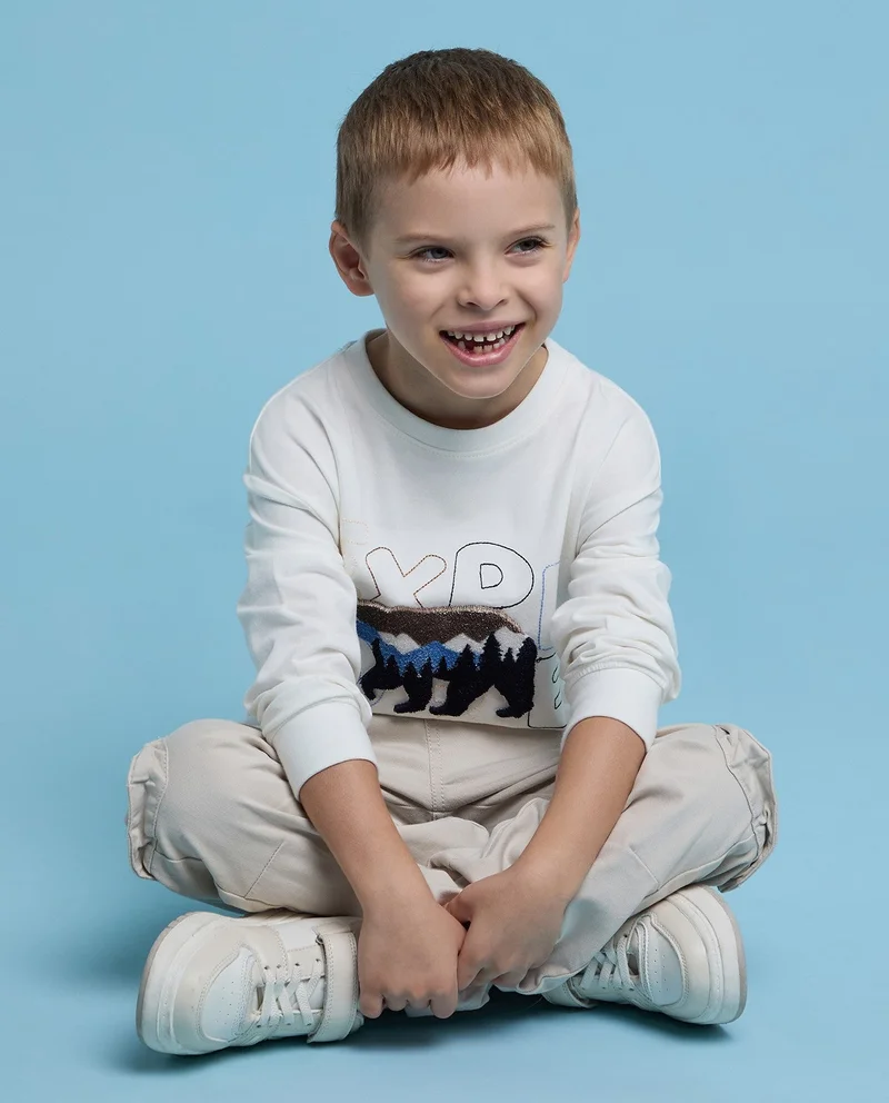 أر أند بي Printed T-Shirt with Crew Neck and Long Sleeves