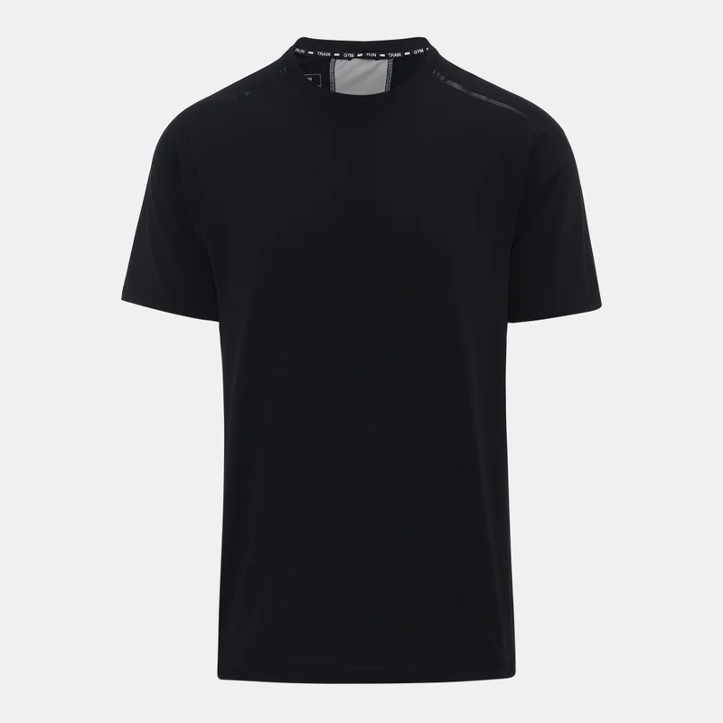 Sun and Sand Sports Men's Colourblock Training T-Shirt