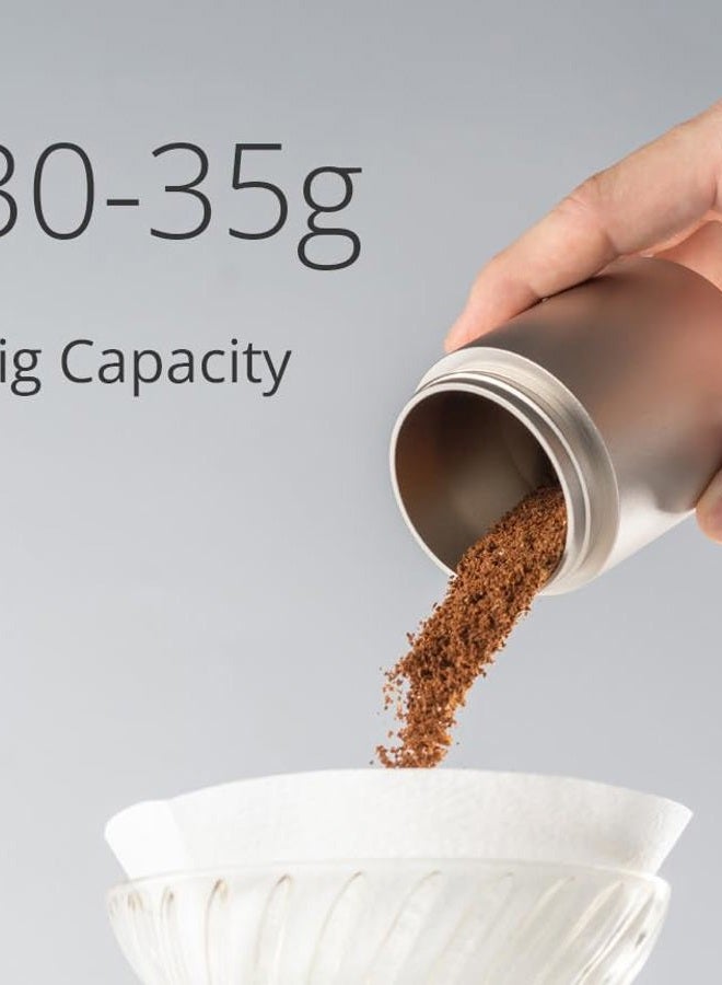 1ZPRESSO مطحنة قهوة يدوية J فضية سعة 35 جرام مع تجميع من الفولاذ المقاوم للصدأ مع إعداد داخلي قابل للتعديل - هدية يوم الأب - Image 5