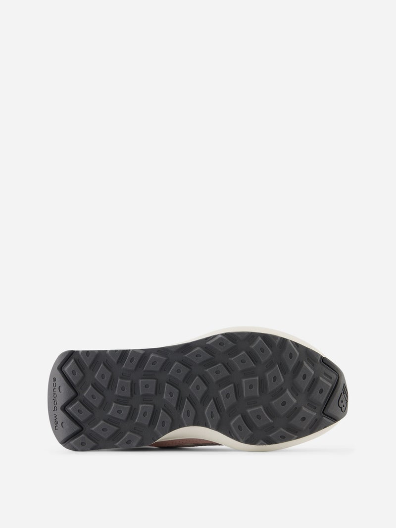 New Balance 370 Shoes - Image 5