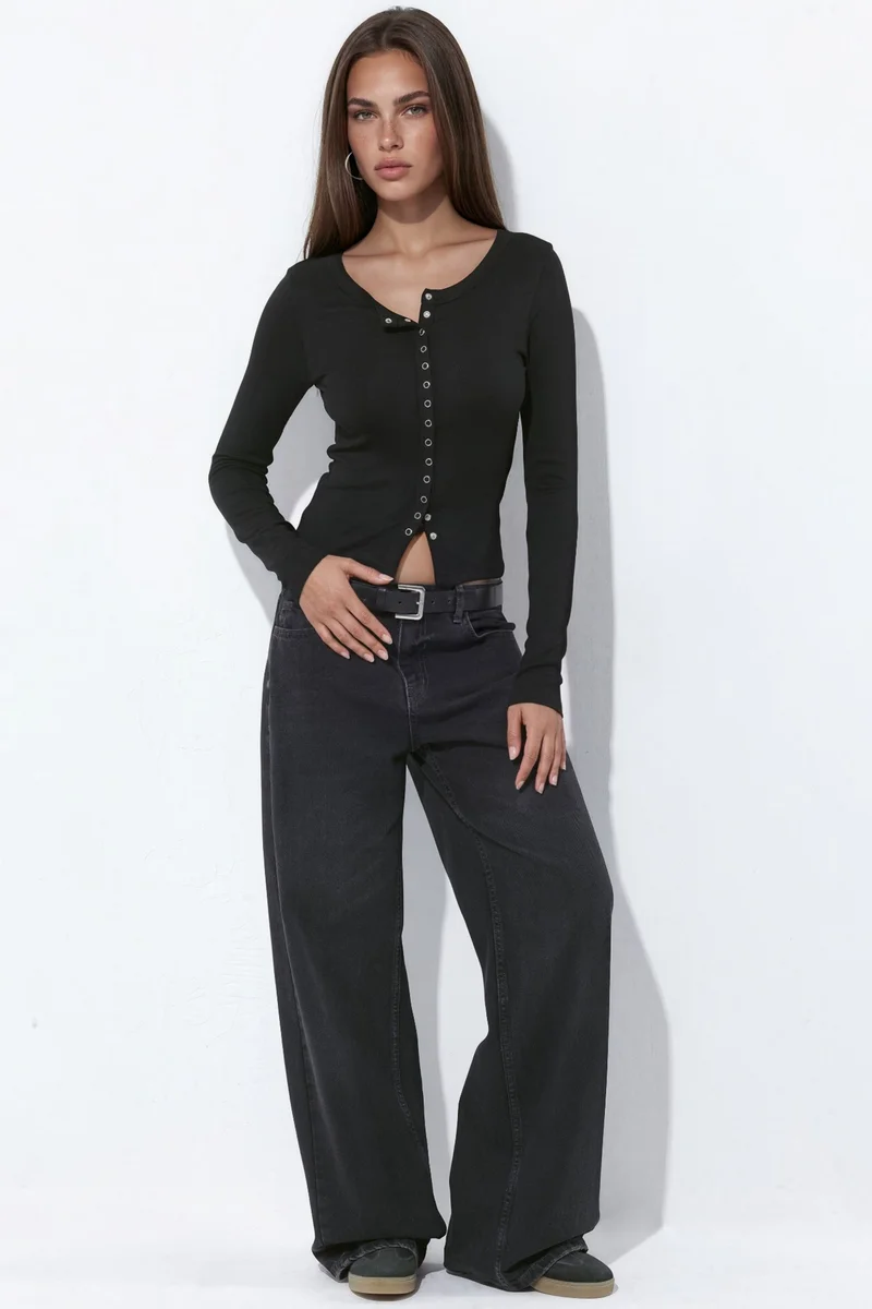 هيكاب Knit Top with Full Front Snap Buttons