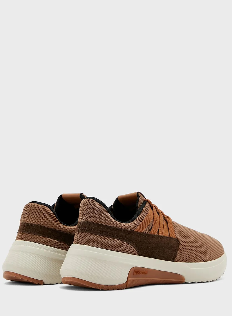 ACTVITTA Meredith Low Top Sneakers