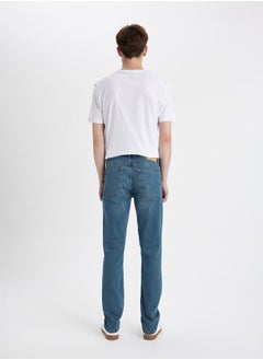 DeFacto Slim Fit Regular Waist Jeans by Styli  - Image 4