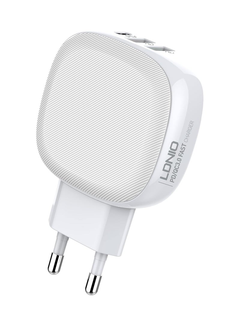 LDNIO LDNIO A3510Q Fast Wall Charger EU Plug Travel With Lightning Cable Dual USB/Type C Ports 32W Iphone - White - Image 2