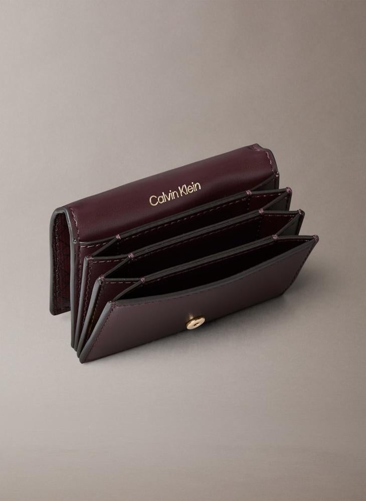 كالفن كلاين حافظة بطاقات أكورديون كاجوال - Image 3