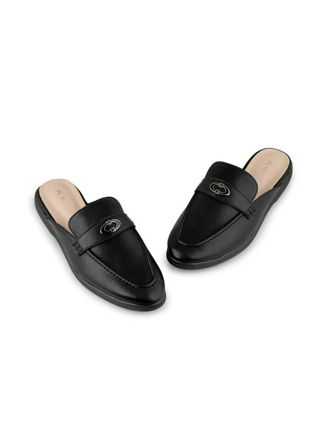 Vincci Black Women Round-toe Low Heel Sandals for Women | Best Price UAE