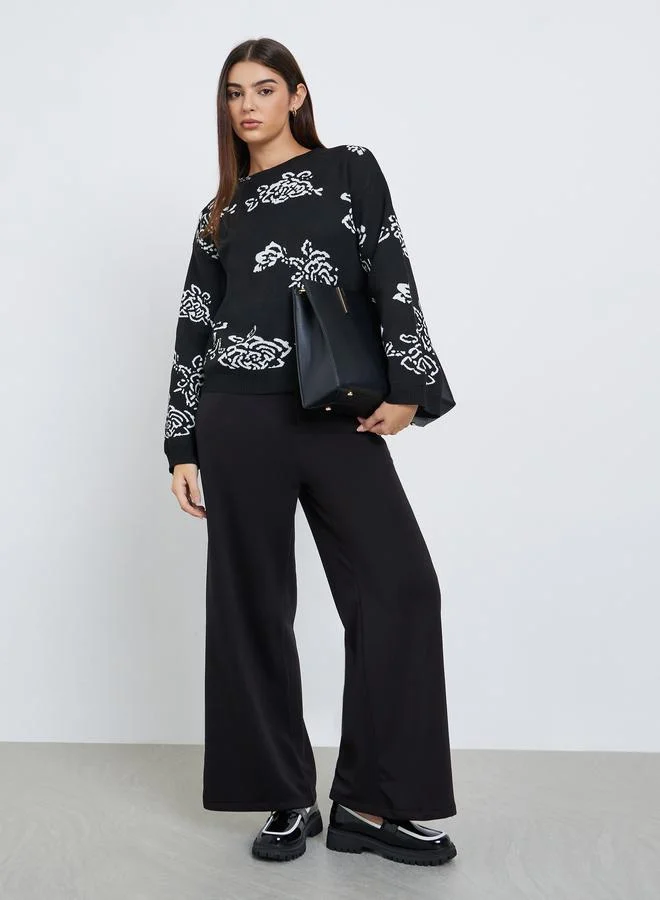 ستايلي سويتر بقصة عادية ومحبوك بزهور