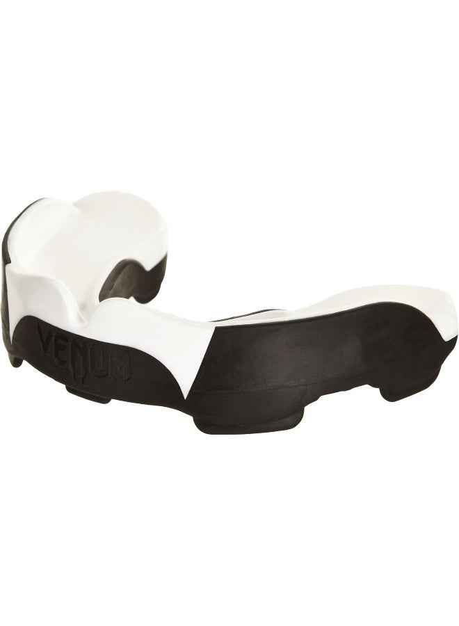 Venum Predator Mouthguard, One Size - Image 2