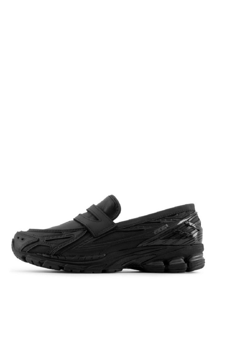 New Balance 1906L Vintage Casual Loafers/Slip-on Athlesiure Shoes Black For Women/Men/Students - Image 1