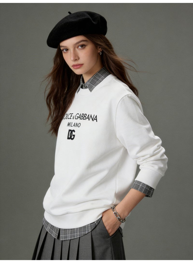 D&G Women's White D&G Round Neck Sweatshirt - Classic Logo Pattern Pullover, Loose Casual Version, Suitable for Luxury Casual Wearing - Image 4