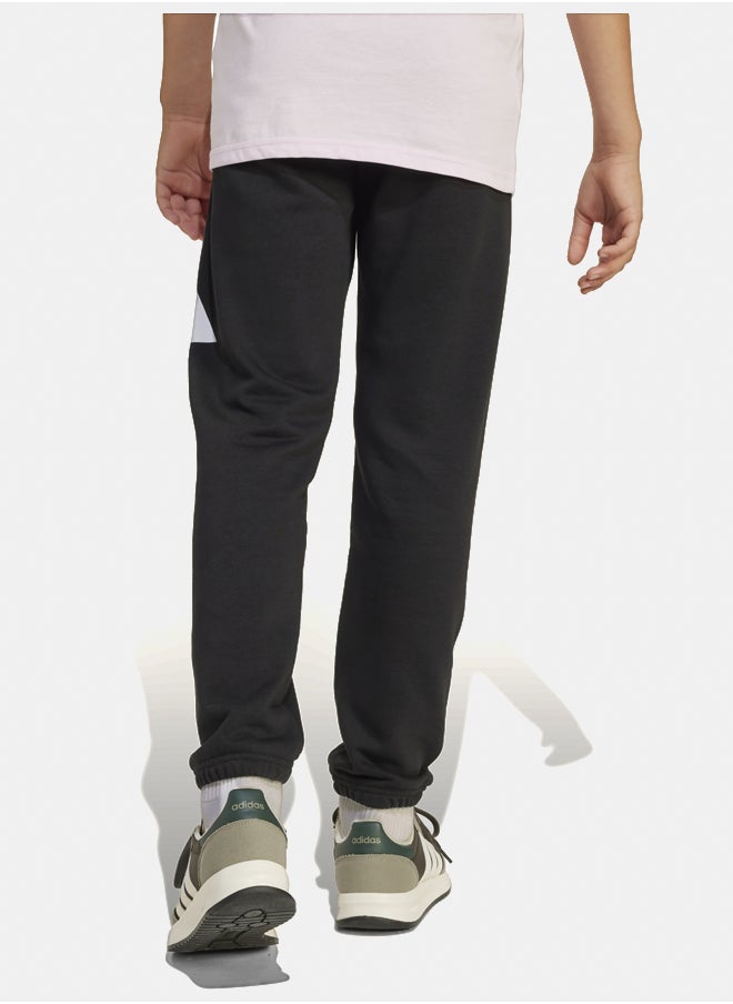 Adidas essentials unisex pants  - Image 4