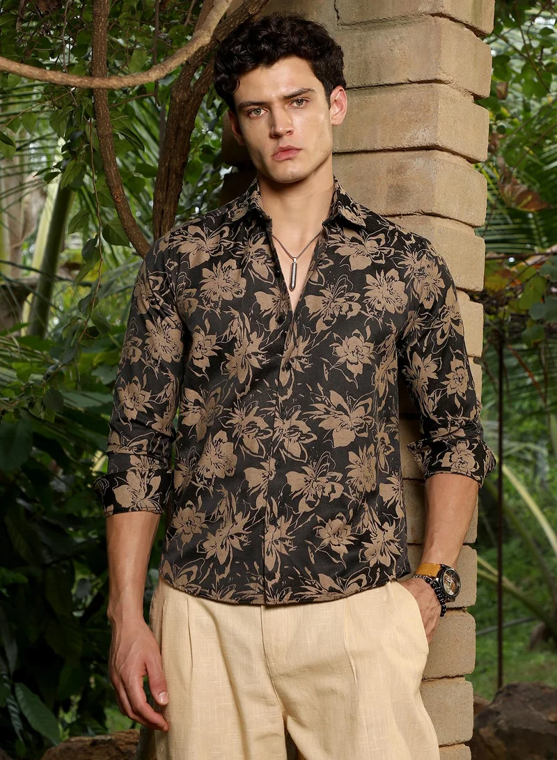 كامبوس سوترا Campus Sutra Men's Sand Beige & Midnight Black Contrast-Flora Jacquard Shirt For Casual Wear | Spread Collar | Long Cuffed Sleeves | Button Closure | Shirt Crafted With Comfort Fit For Everyday Wear