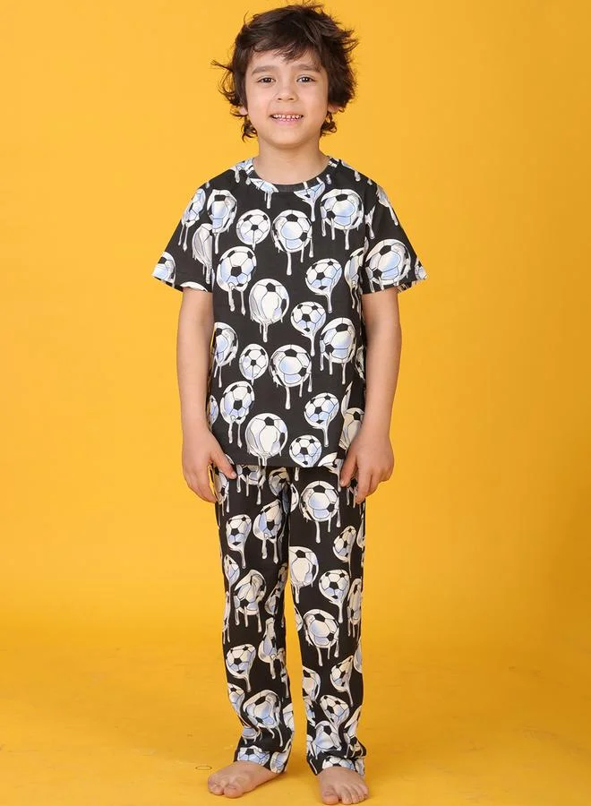 Anthrilo Anthrilo All-Over Football Print T-Shirt and Pyjama Set