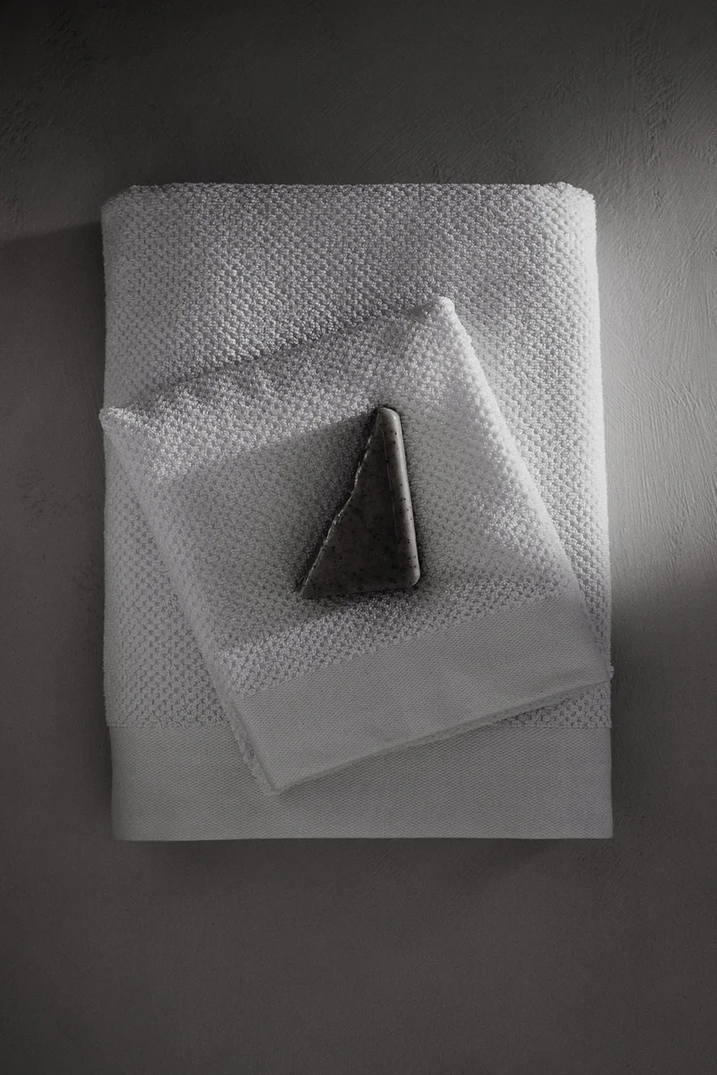 H&M Cotton terry hand towel