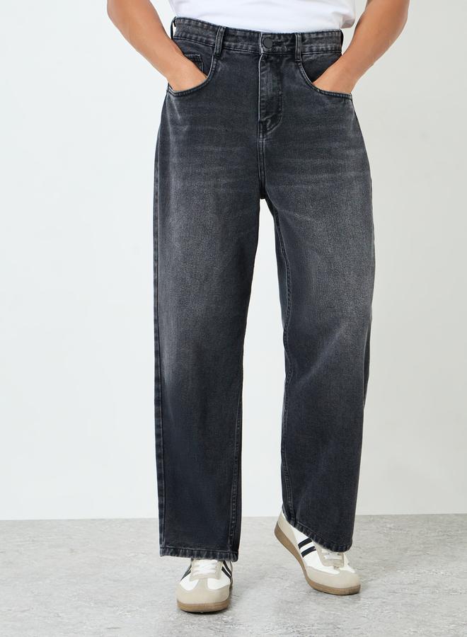 Styli Men Faded Baggy Jeans - Image 3