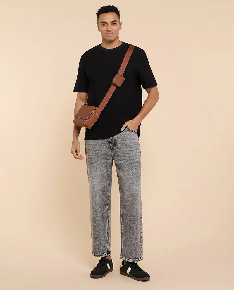 أر أند بي Solid T-Shirt with Crew Neck and Short Sleeves
