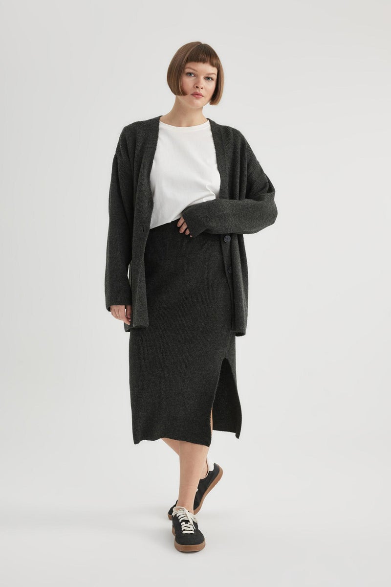 DeFacto Woman Slit Knitwear Midi Skirt  - Image 4