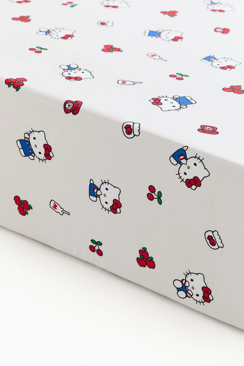 اتش اند ام شرشف منقوش بحواف مطاطية من القطن