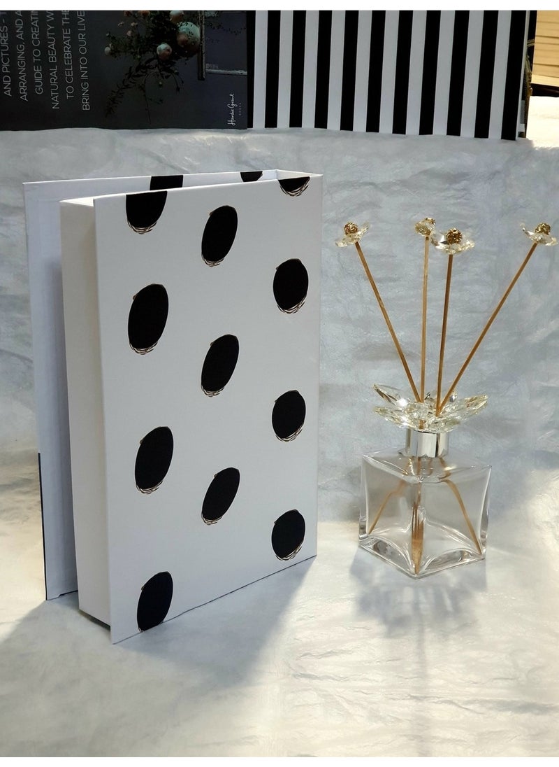 Saccura Dekor - Decorative Book Box Simplicity Nancy Brait Hwaite Box - Image 1