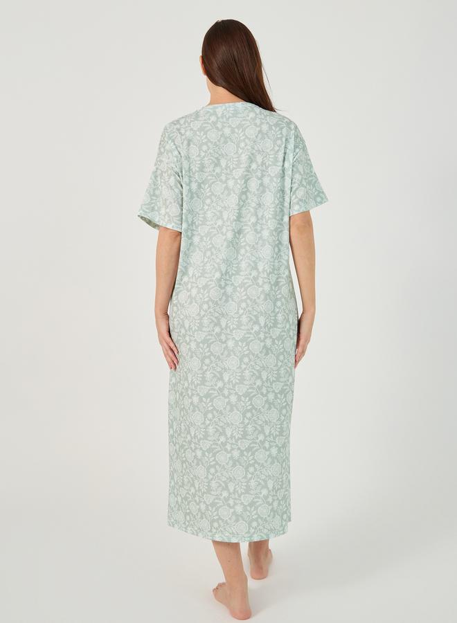 Styli All-Over Floral Print Drop Shoulder Sleep T-Shirt Dress  - Image 4