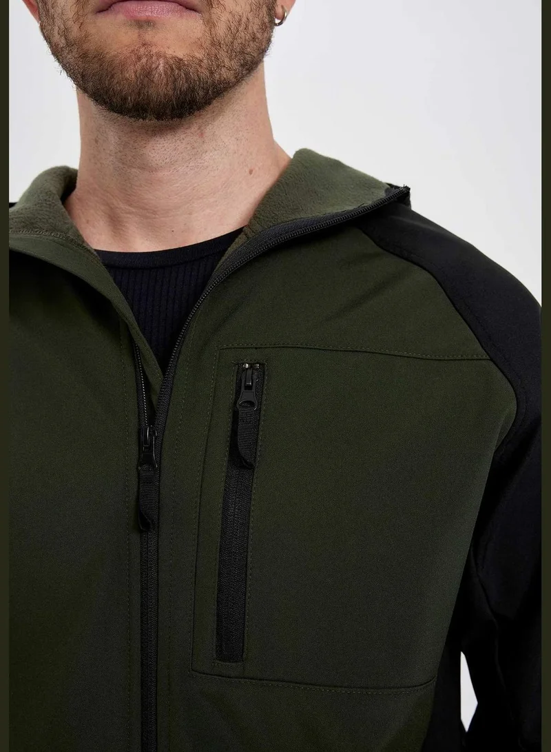 ديفاكتو Man Slim Fit Hooded Long Sleeve Jacket