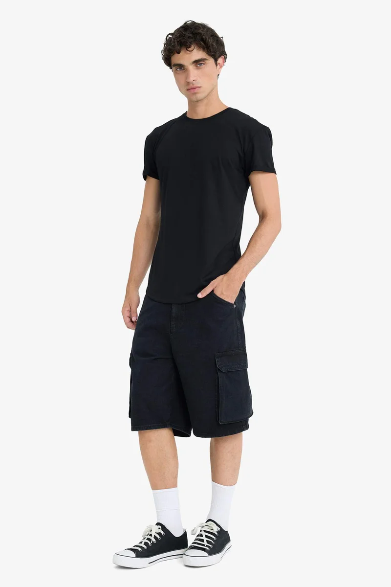 ديفاكتو Long Muscle Fit Crew Neck Basic T-Shirt