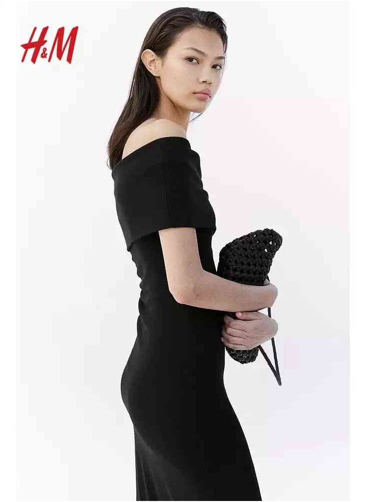 H and M - HM Women's New Loose Lightweight Comfortable And Fashionable Dress - Image 1