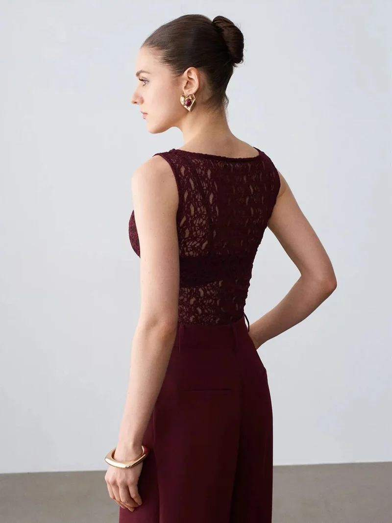 Dilvin DILVIN Fitted Lace Sleeveless Blouse