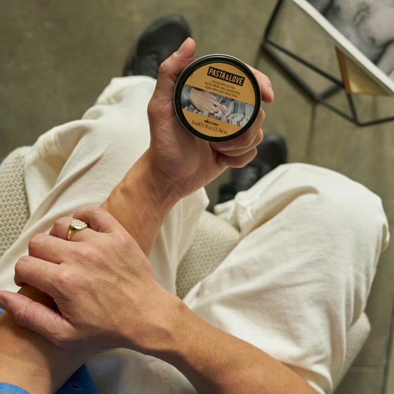Davines Pasta & Love Men's Strong Hold Styling Clay, Matte Effect Styling With Definition And Lasting Hold, 50 ml - Image 3