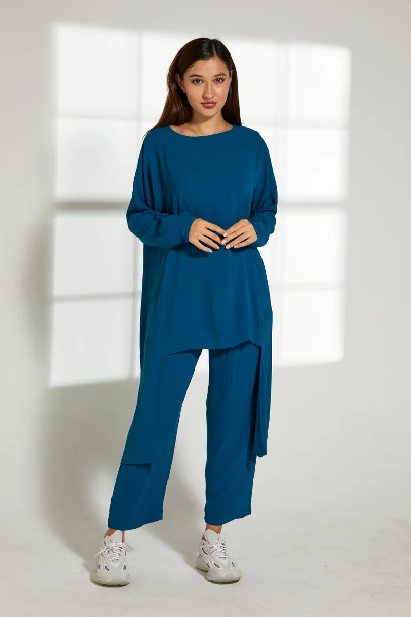 Moistreet Asymmetric Boat Neck Top & Pants Set