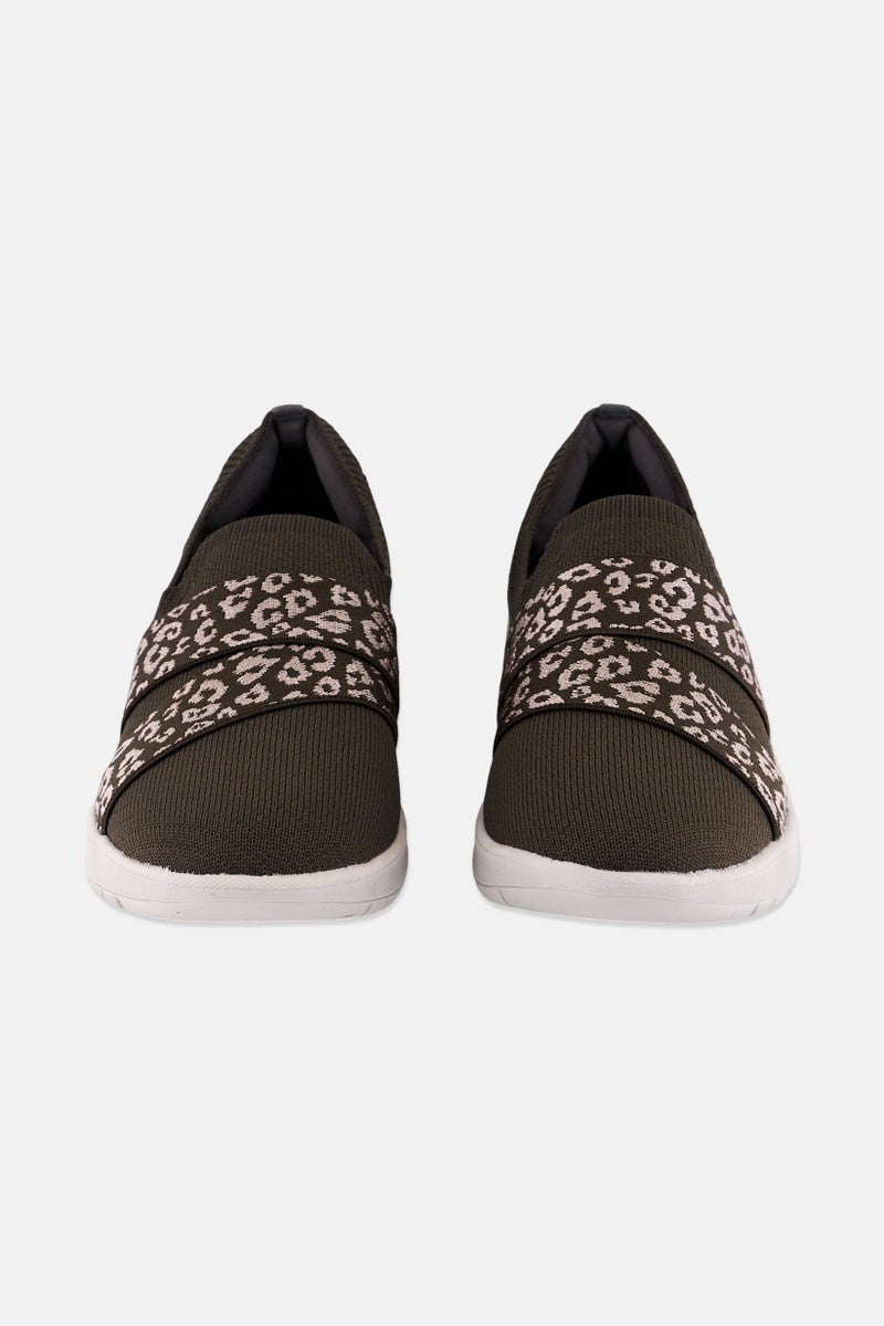 clarks Women Standard Adella Stride Slip On Casual Shoes, Olive - Image 4