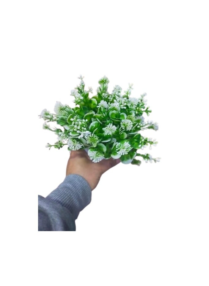 Generic Artificial plants that look natural, giving a natural beauty to the place. Suitable for homes, hotels, companies, cafes, schools and nurseries. 