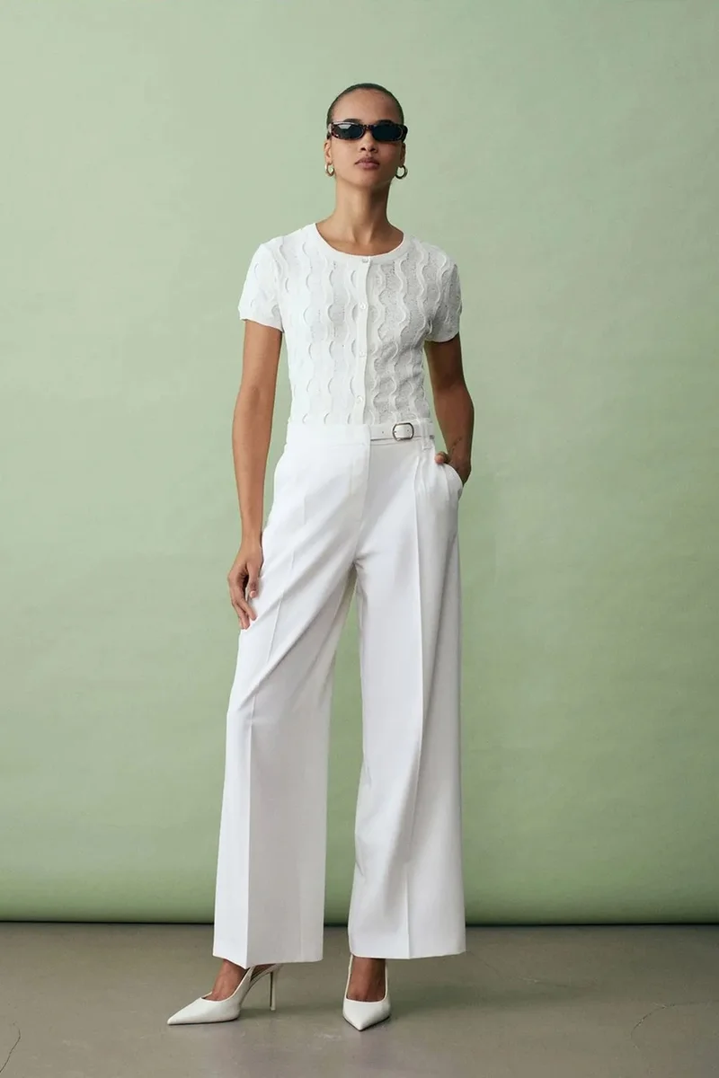 DILVIN Wide-leg Belted Crepe Trousers