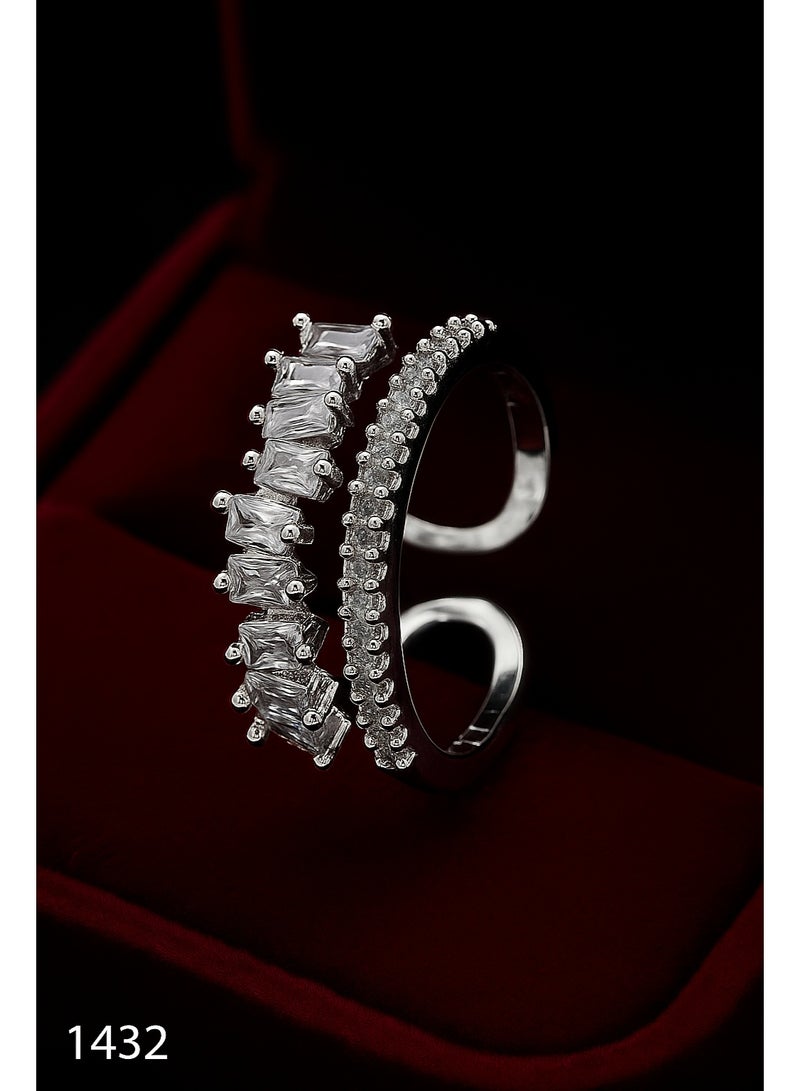 ثري دايموندز خاتم فضي مزدوج مطلي بلاتين وروديوم – فصوص زيركون مربعة ودائرية، تصميم فاخر وعصري - Image 1