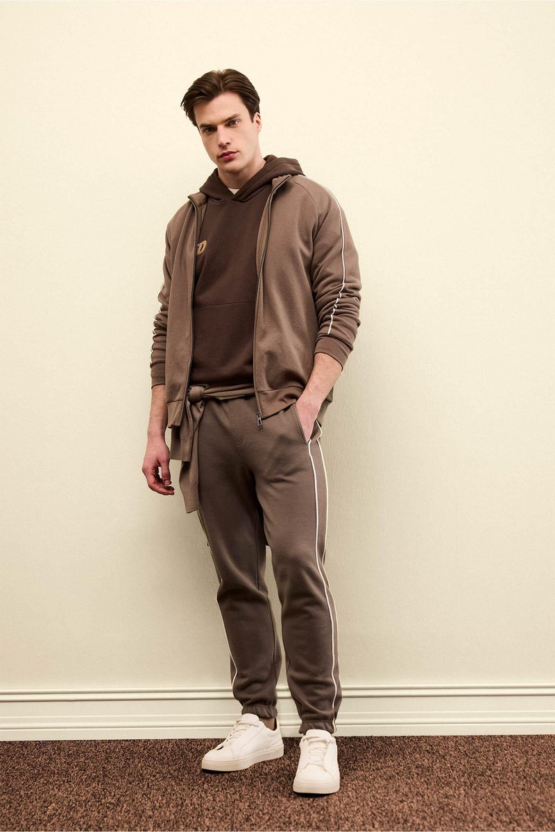 DeFacto Brown Man Slim Fit Zipper Pocket Pique Trousers Casual - Image 2