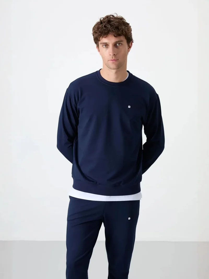 تومي لايف TOMMY Men's Oversized Sweatshirt And Pants Set