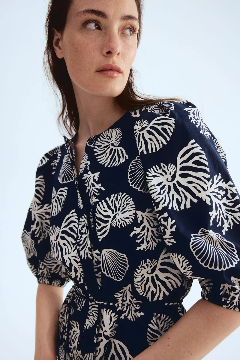 H&M Puff-sleeved dress