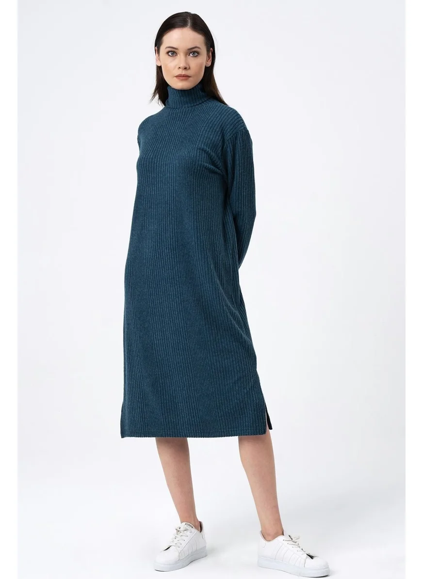 Alexander Gardi Wide Cut Corduroy Dress (B21-500)