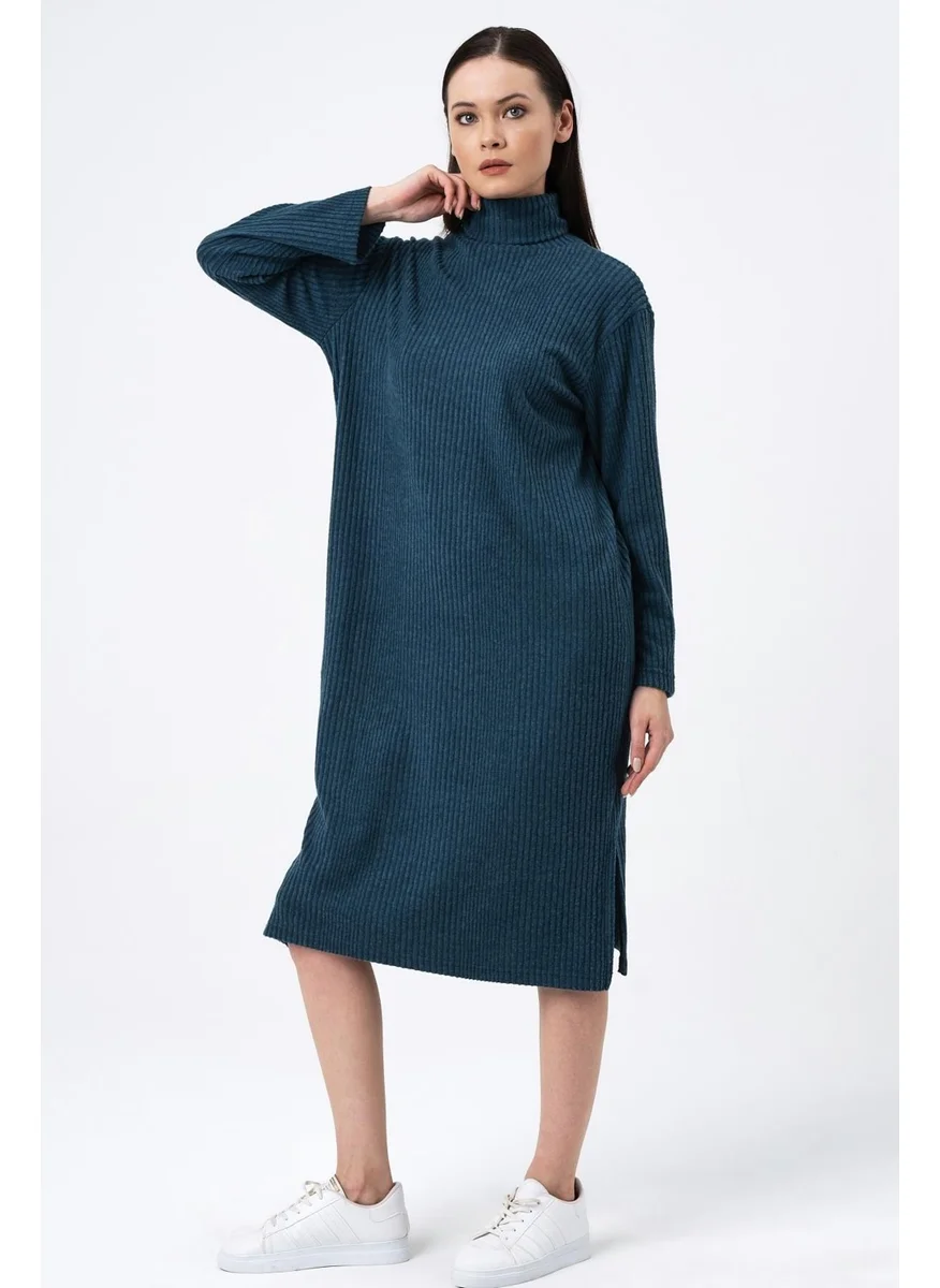 Alexander Gardi Wide Cut Corduroy Dress (B21-500)