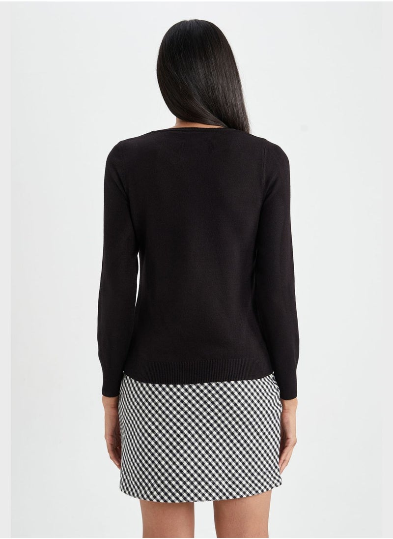 DeFacto Slim Fit Crew Neck Sweater  - Image 2